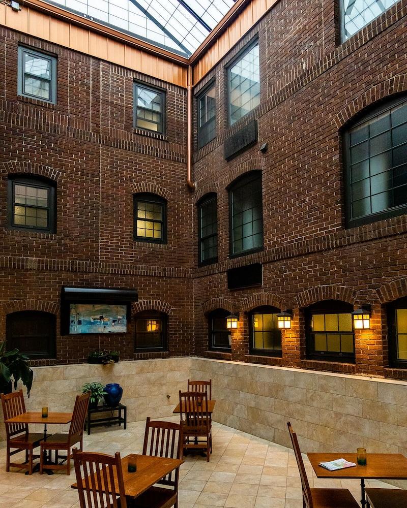 The Calvert Hotel photo 23