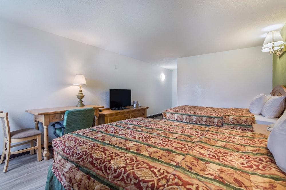The Sunset Inn photo 33