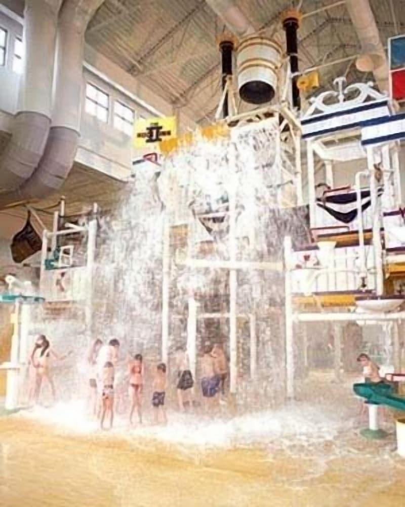 Grand Harbor Resort and Waterpark photo 21