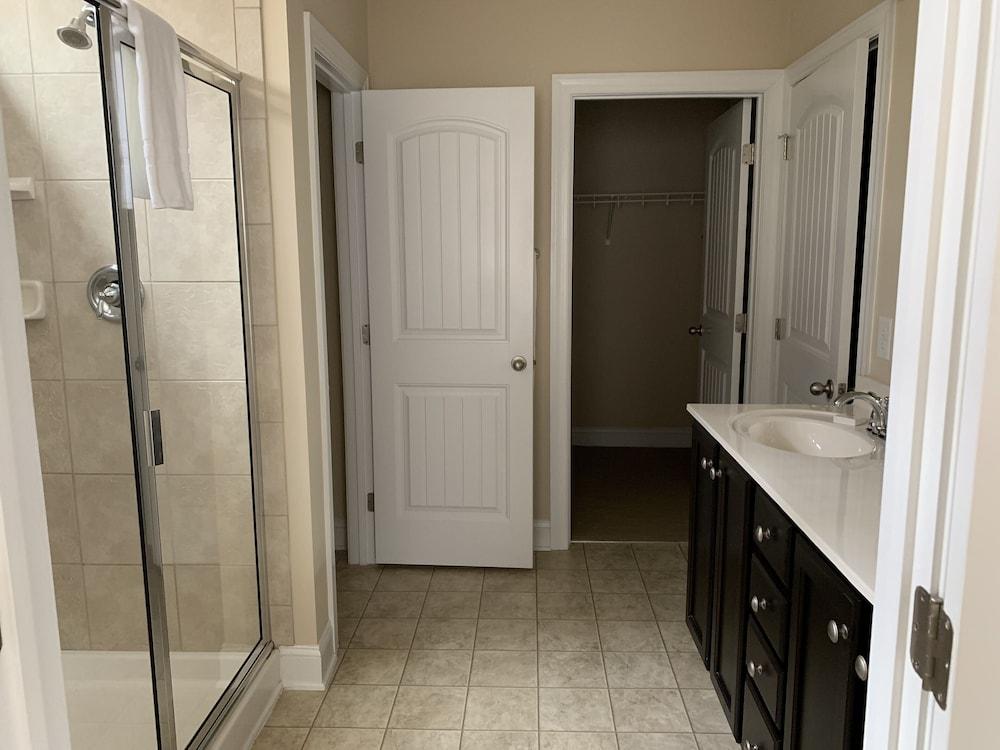 The Village at RiverLanding photo 41