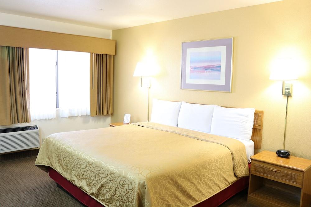 Highland Country Inn photo 5