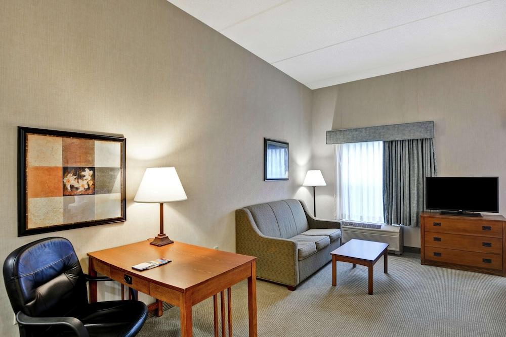 Hampton Inn Bloomsburg photo 11