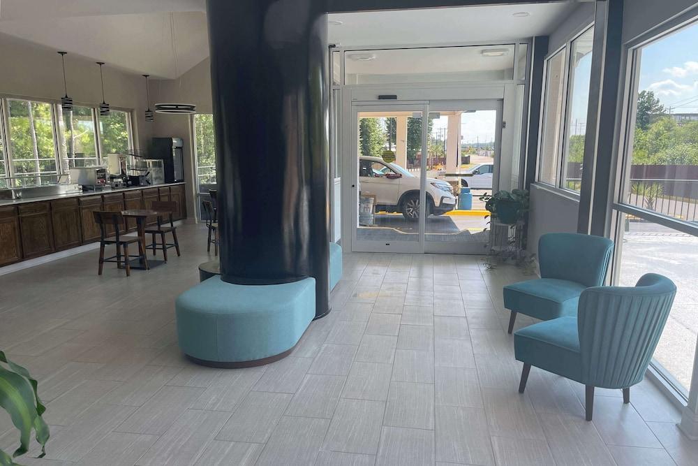 Wingate by Wyndham Columbia/Fort Jackson photo 16