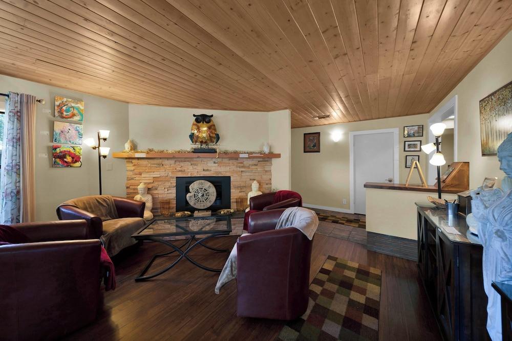 The Inn at Shasta Lake photo 11