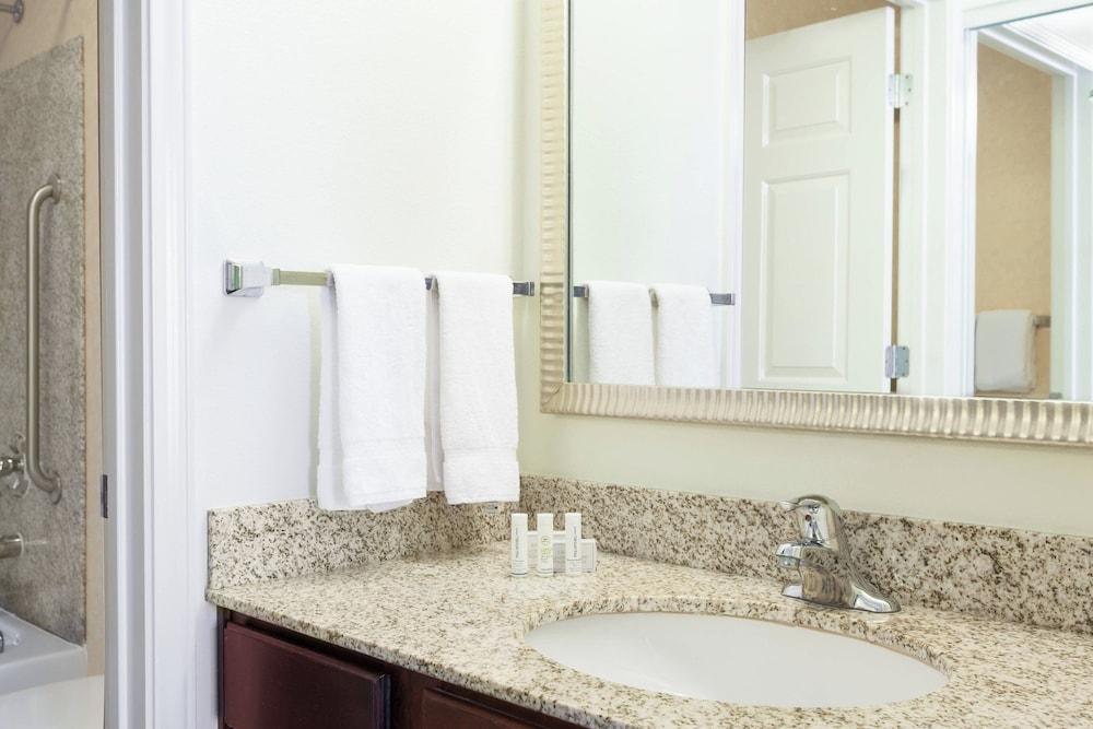 Residence Inn by Marriott Laredo Del Mar photo 18