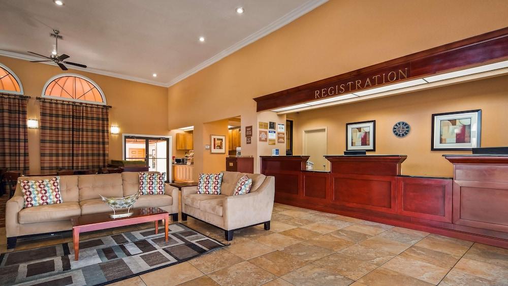 Baymont by Wyndham Orlando East photo 5