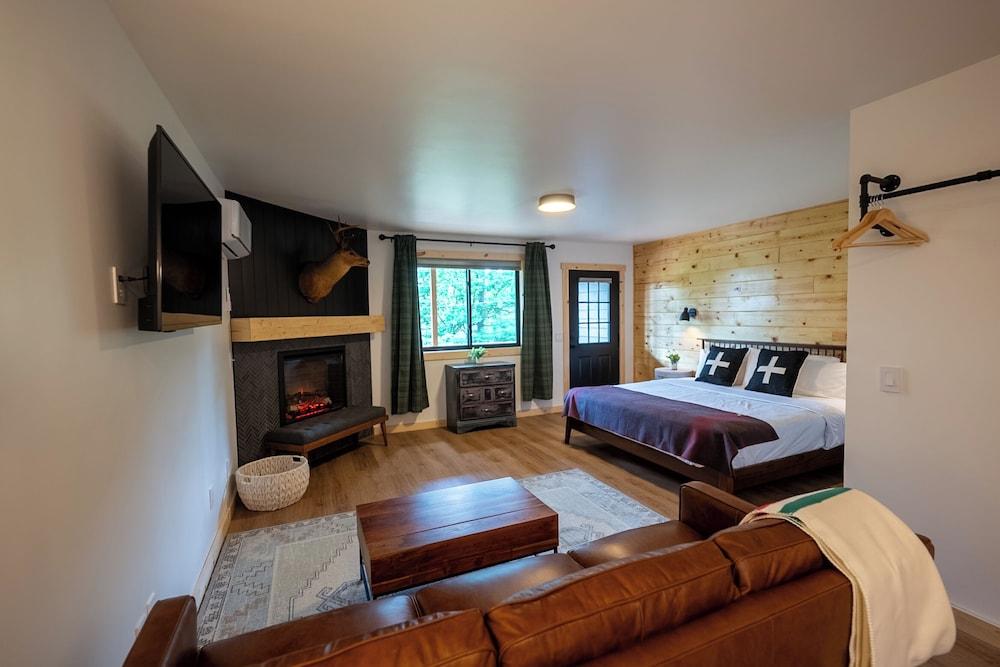 The Woodsman Lodge photo 32