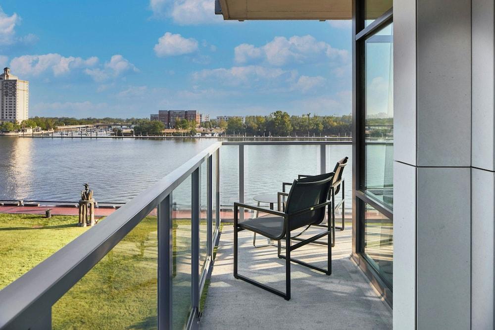 AC Hotel Savannah Historic District photo 14