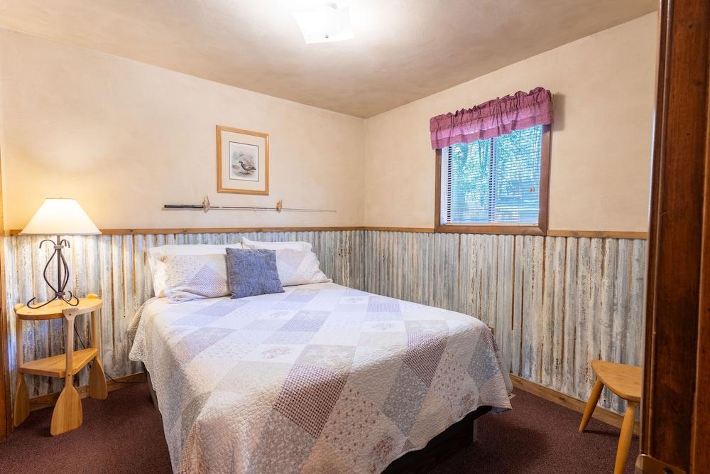 Ruidoso Lodge Cabins photo 12