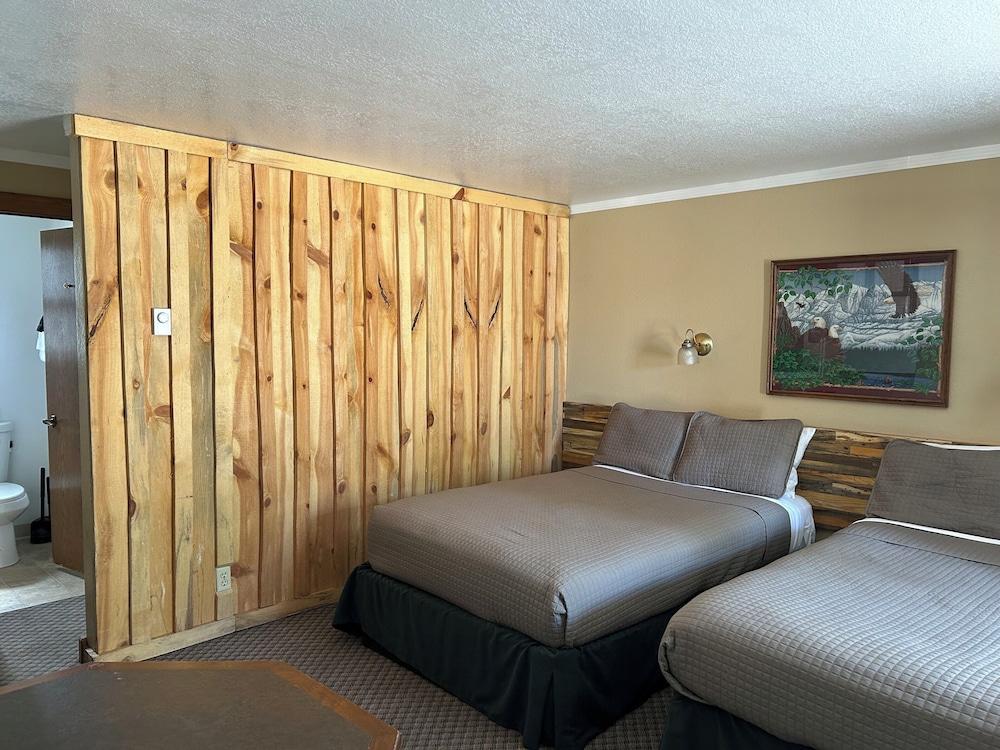 Birch Glen Hotel photo 4
