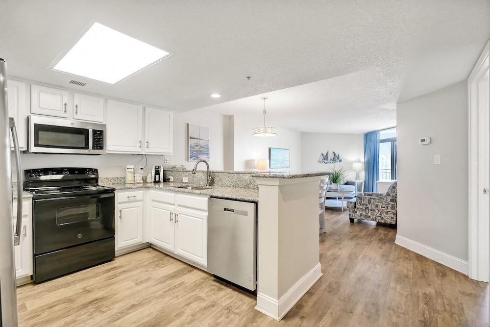 Sand Dunes Resort and Suites photo 18