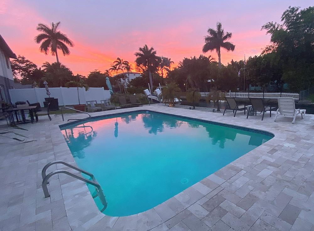 Tarpon Harbor Vacation Rentals photo 5