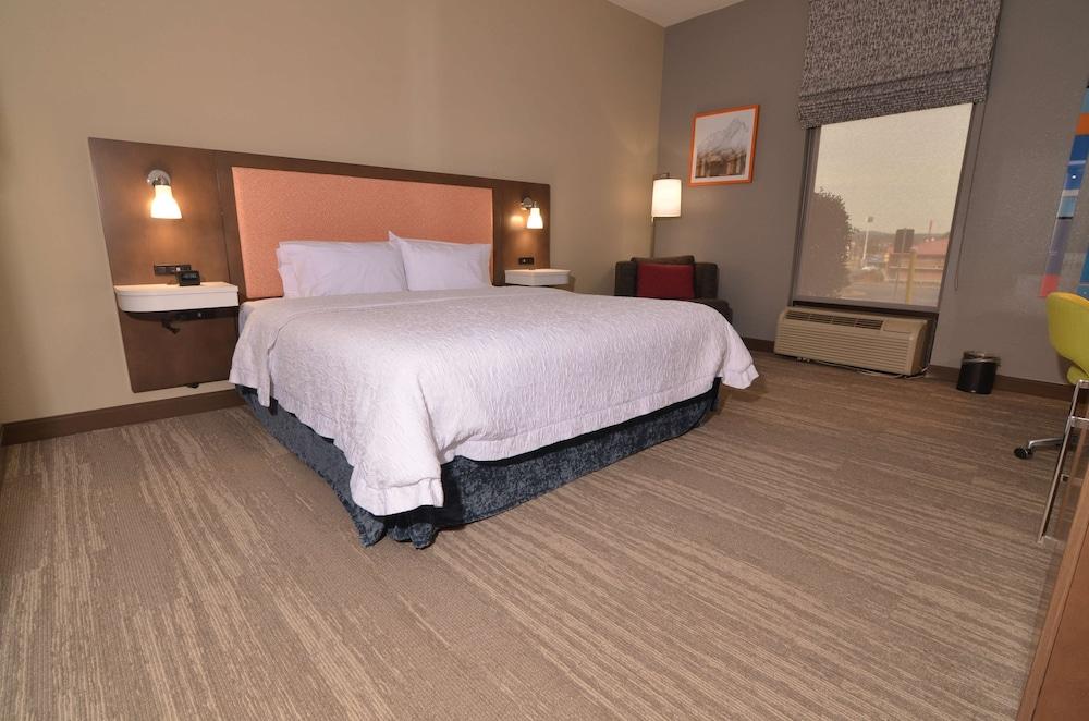 Hampton Inn Ft Payne photo 15