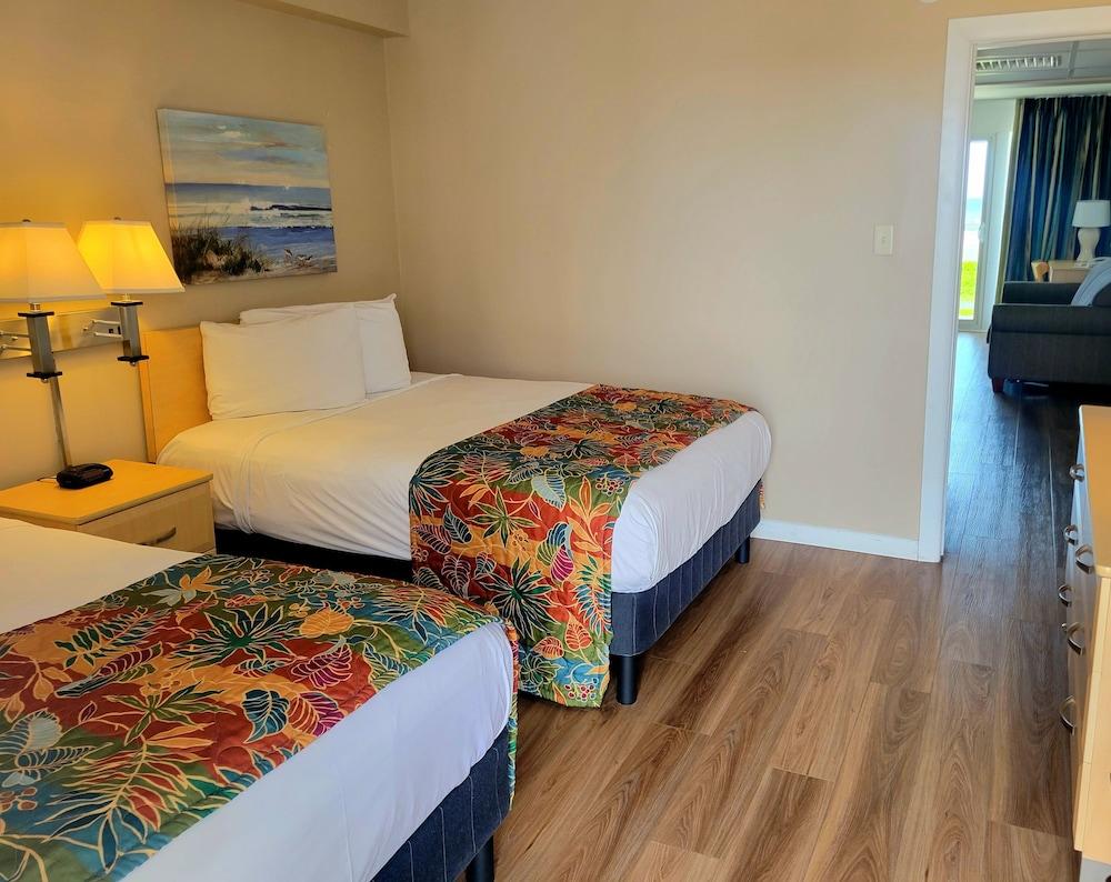Water's Edge Ocean Resort photo 22