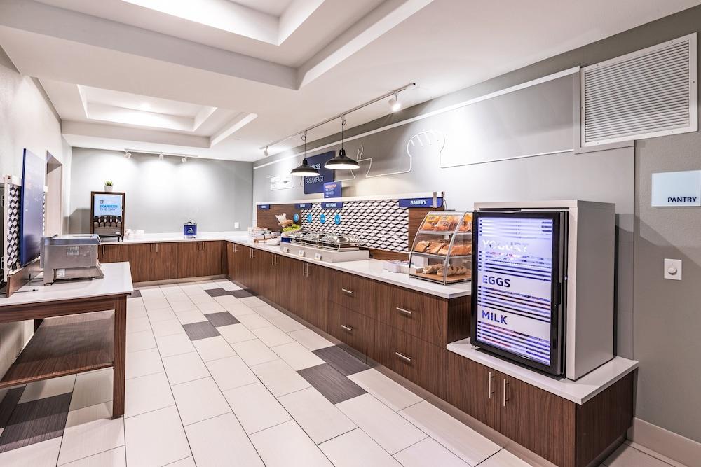 Holiday Inn Express & Suites Austin NW - Lakeway by IHG photo 25