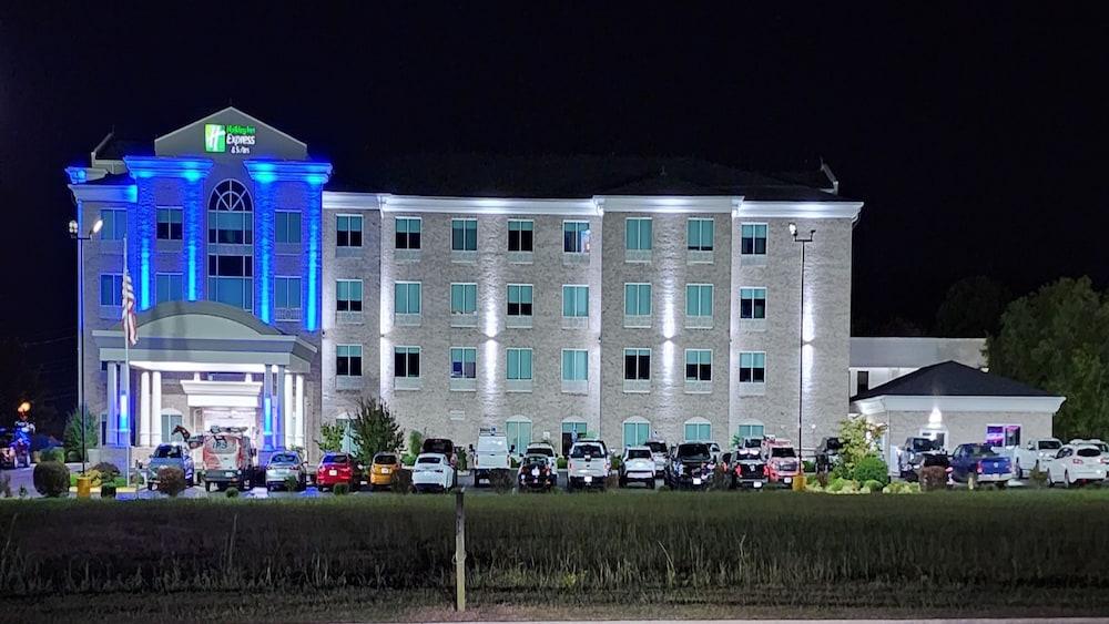 Holiday Inn Express & Suites Somerset Central by IHG photo 67