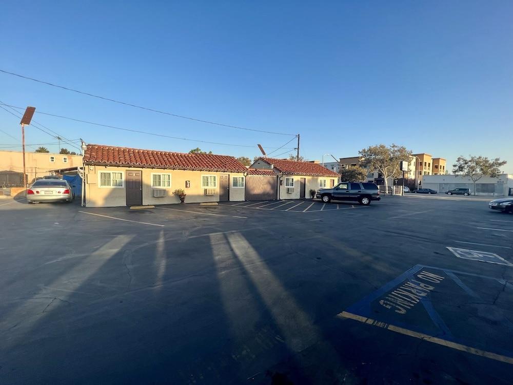 Super Inn photo 5