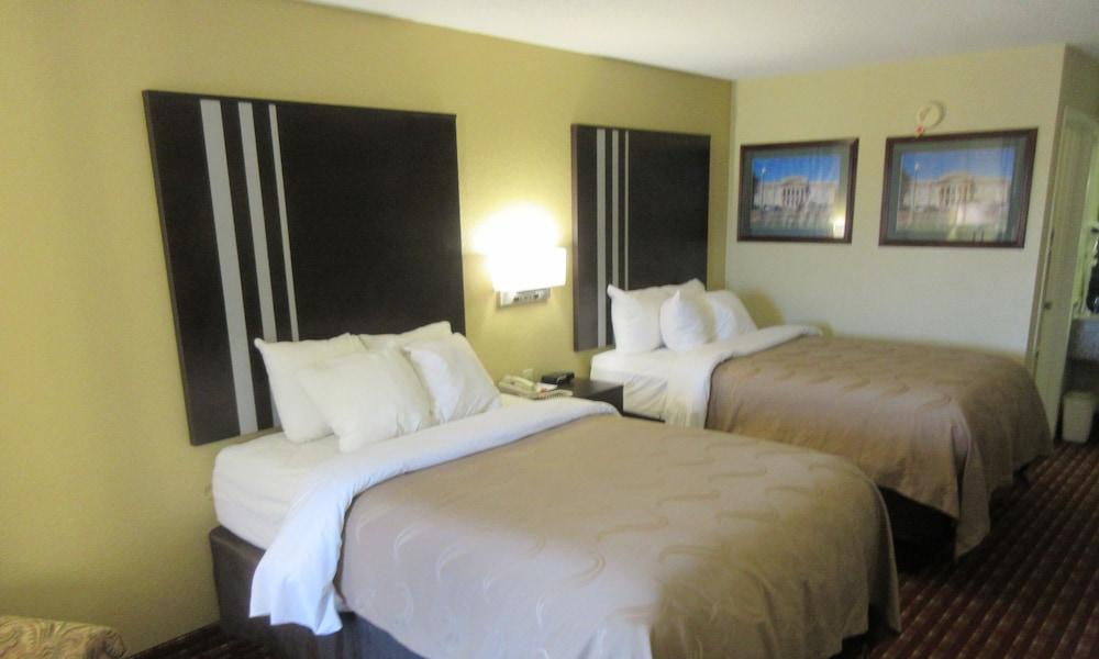 Quality Inn Andalusia photo 13