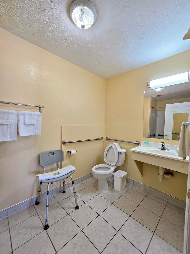 Garden Inn & Suites photo 20