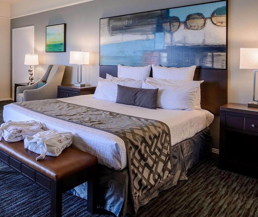 Tamarack Beach Resort Hotel photo 32