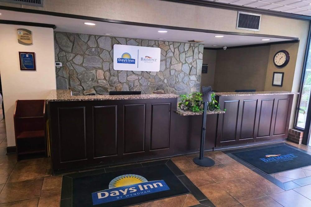 Days Inn By Wyndham Culpeper photo 2