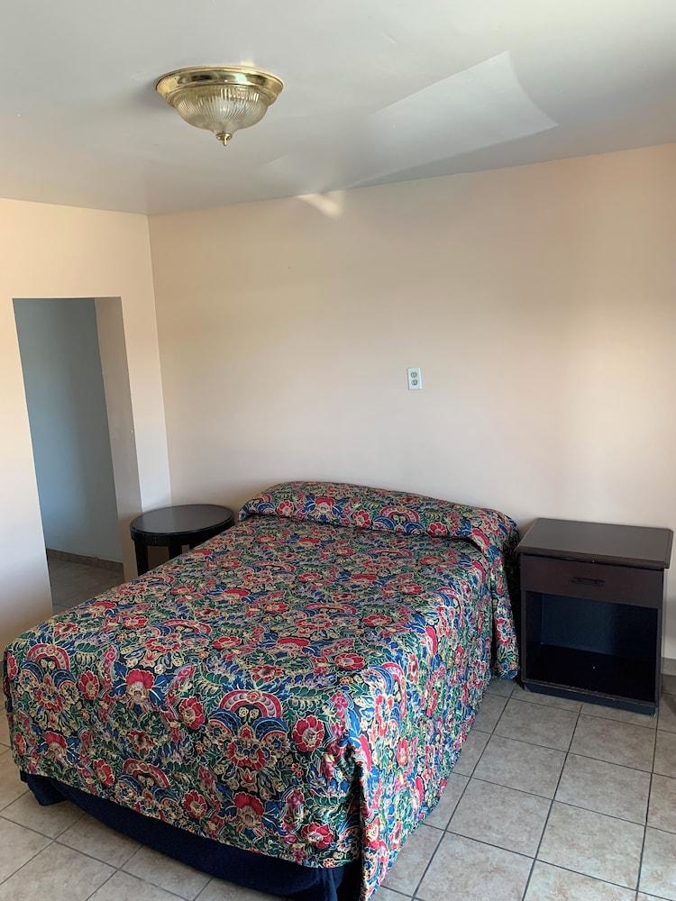 Loma Alta Motel photo 3