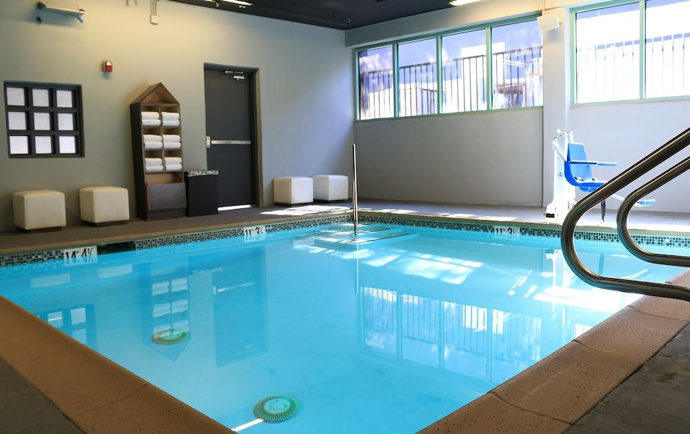 BLVD Hotel and Studios Universal-Hollywood, an Ascend Collection Hotel photo 79