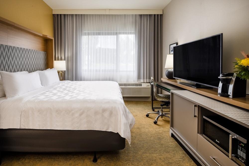 Holiday Inn Long Island-Islip Arpt East by IHG photo 11