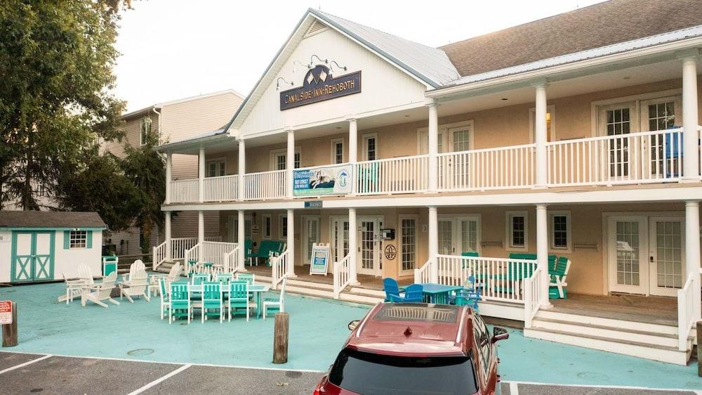 Canalside Inn photo 95