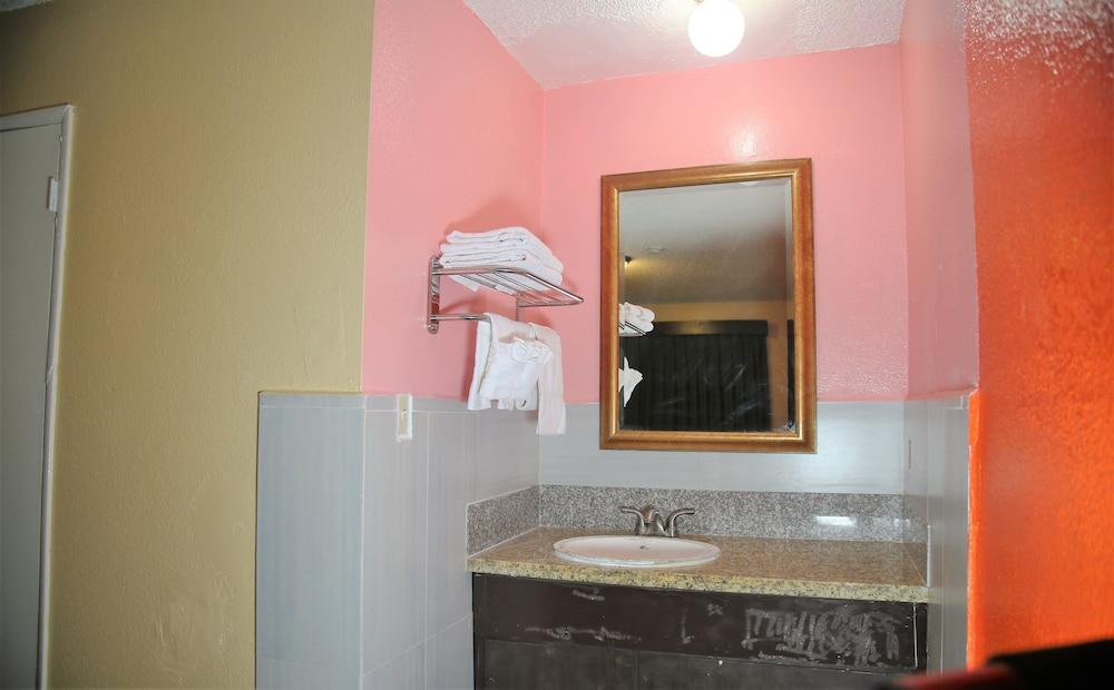 4 Star Motel photo 20