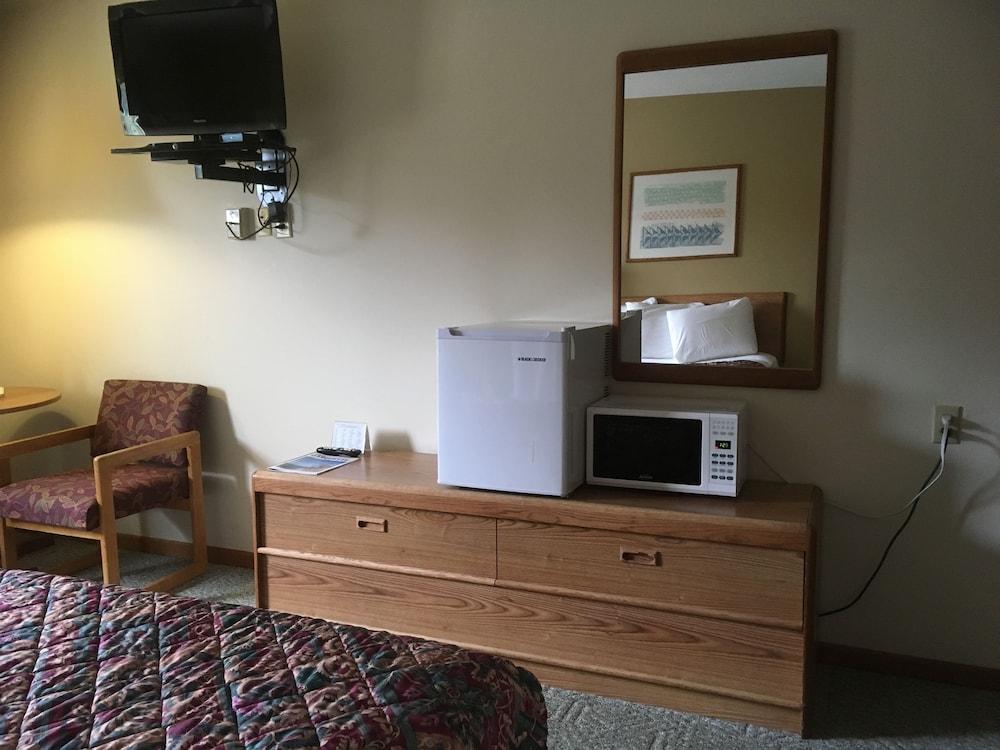 Value Host Motor Inn photo 5