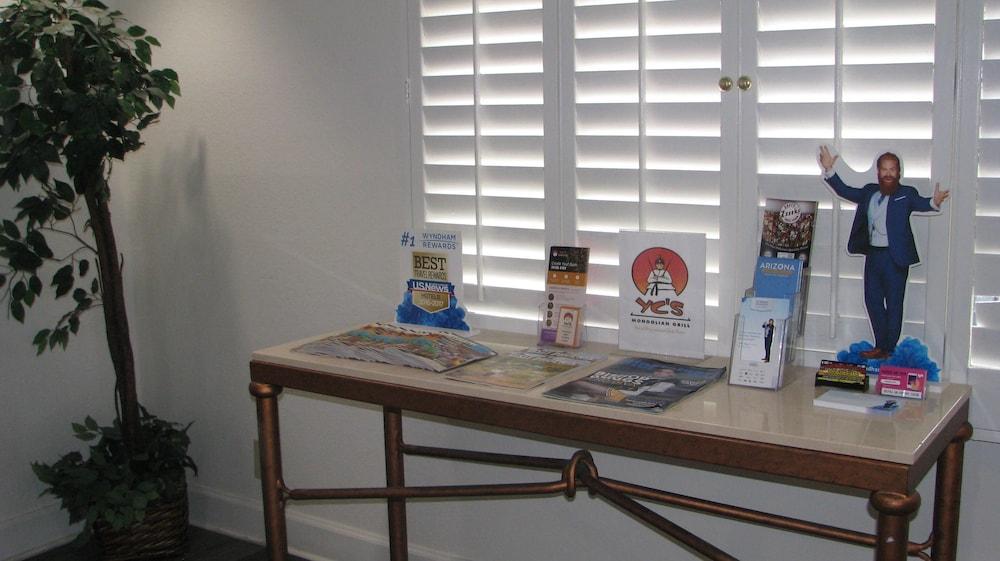 Motel 6 Tempe, AZ – Elliot Road photo 6