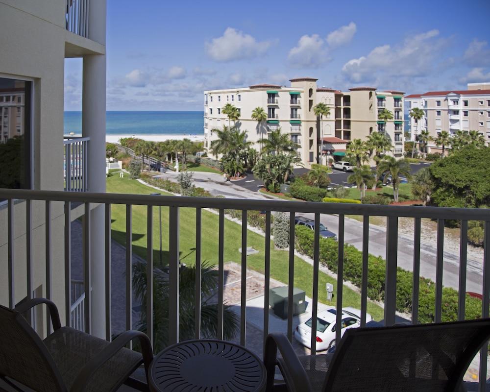 Sunset Vistas Two Bedroom Beachfront Suites photo 36