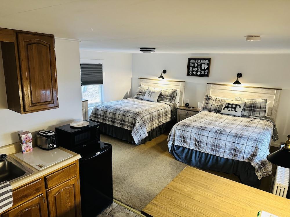 Maple Leaf Motel photo 6