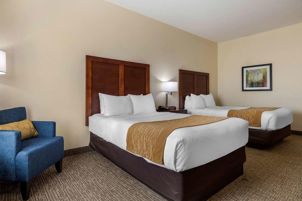 Comfort Inn & Suites Camden photo 32