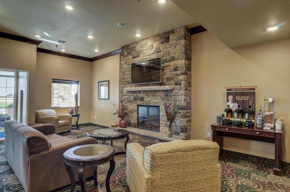 Cobblestone Inn & Suites - Altamont photo 13