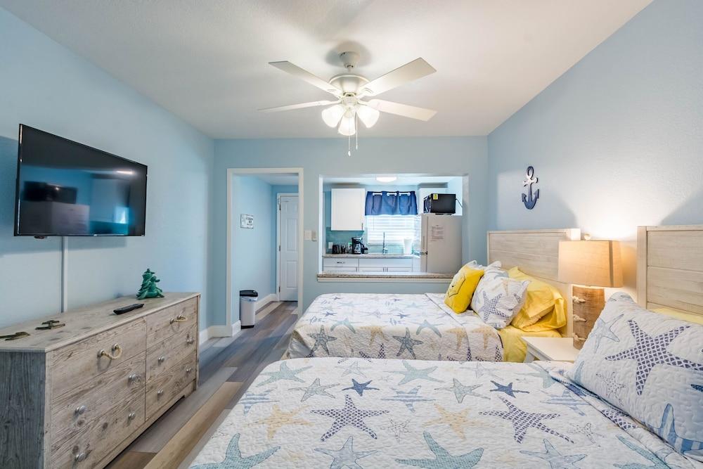 Upham Beach Inn photo 5