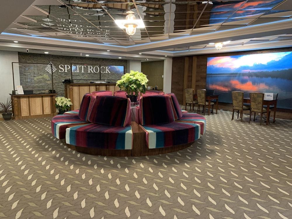 Split Rock Resort photo 5