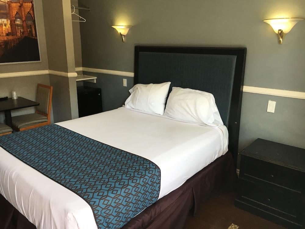 Hotel Salina Long Beach photo 3