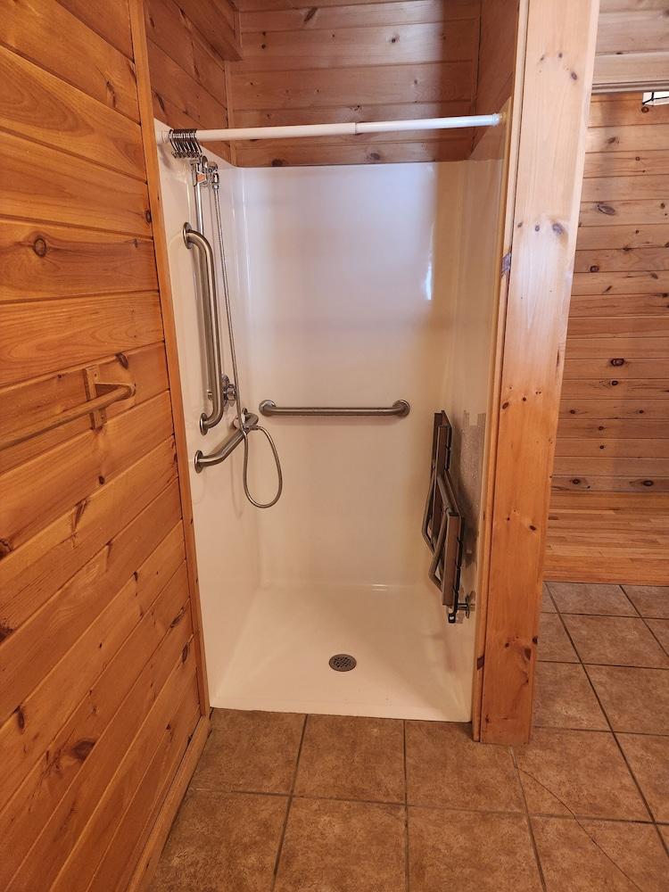 Timber Trail Lodge photo 9