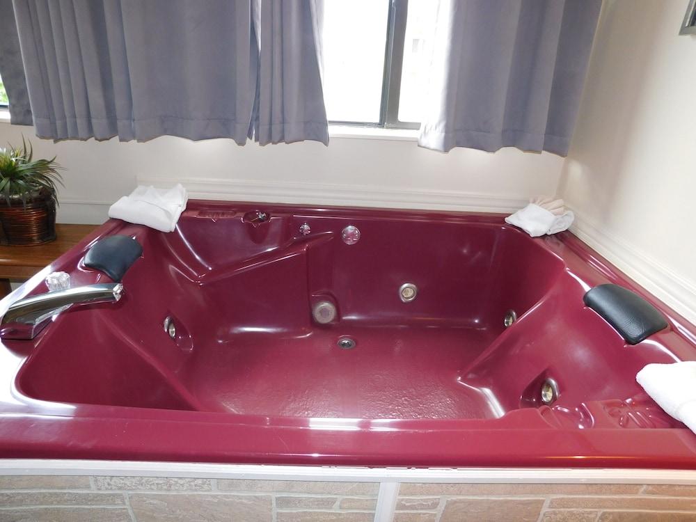Laurel Inn Condominium photo 38