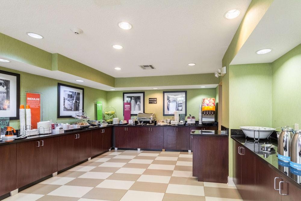 Hampton Inn Jackson/Pearl-International Airport photo 32