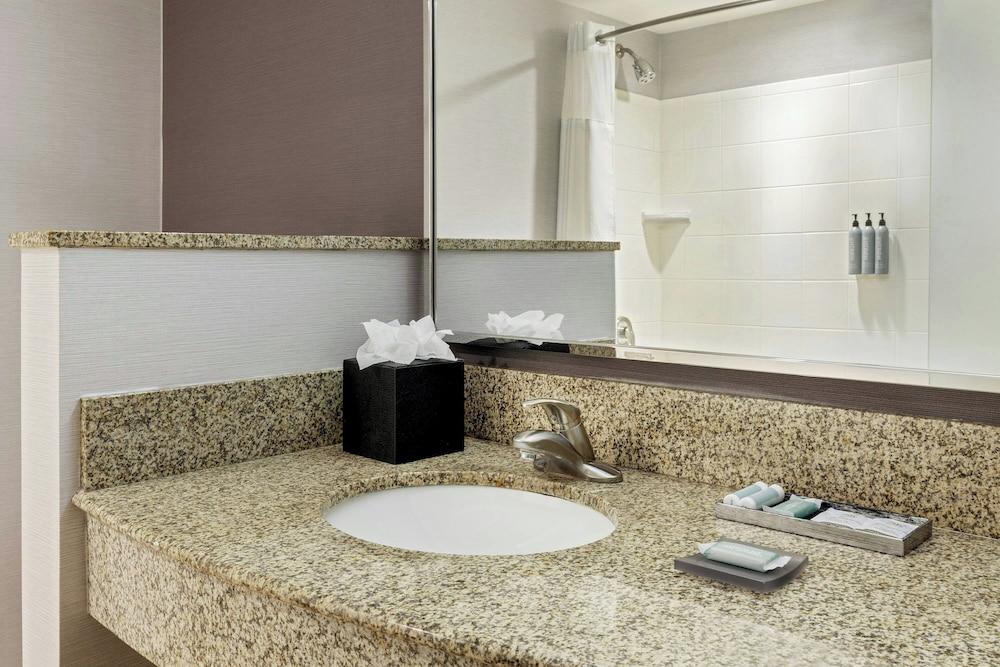 Courtyard by Marriott Hadley Amherst photo 20
