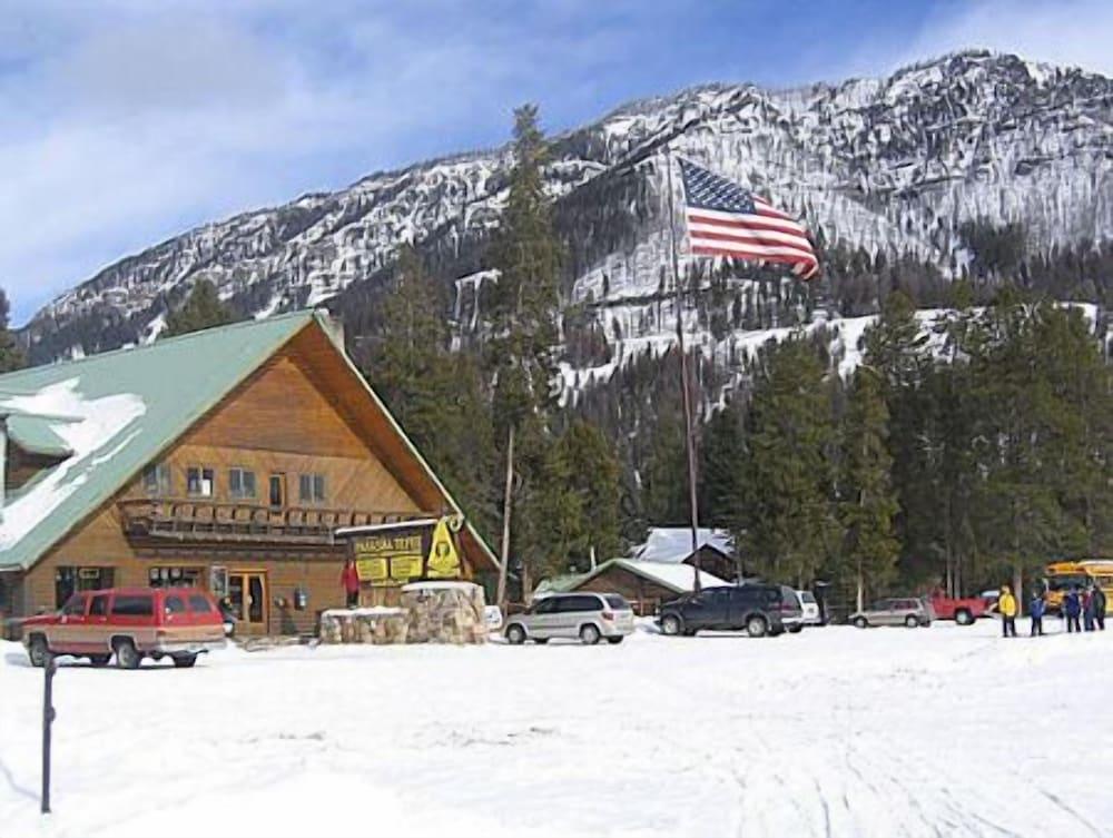 Pahaska Tepee Resort photo 10