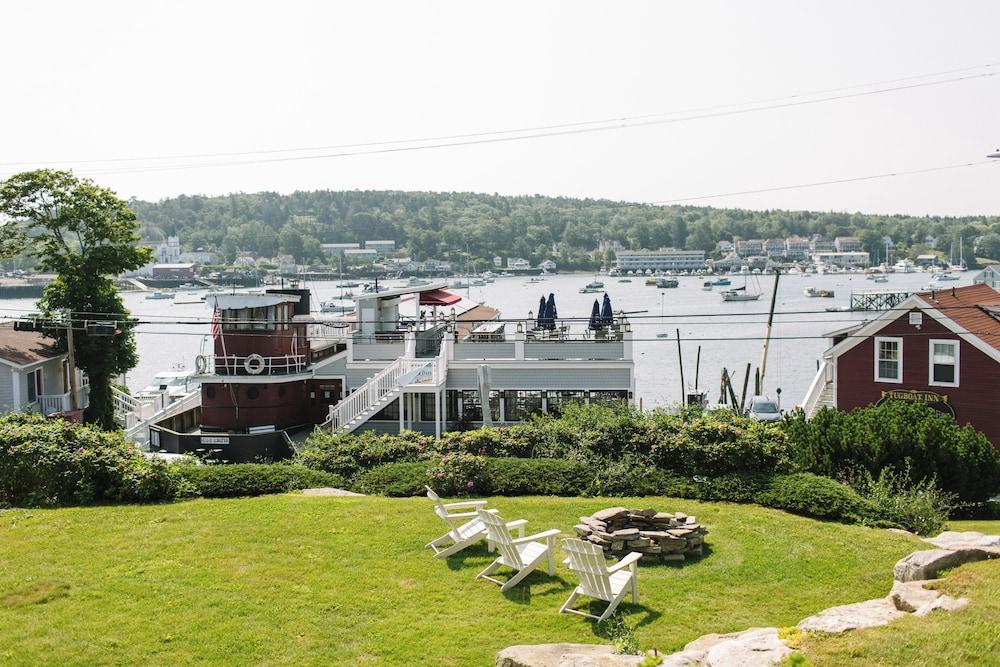 Admirals Quarters Inn photo 58