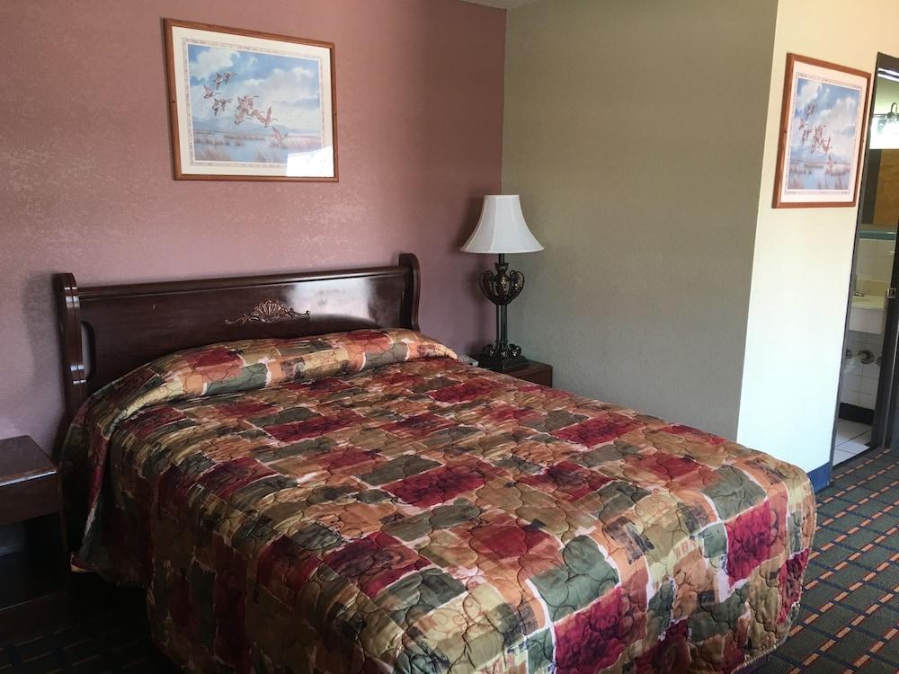 Best Value Inn Motel Sandusky photo 62