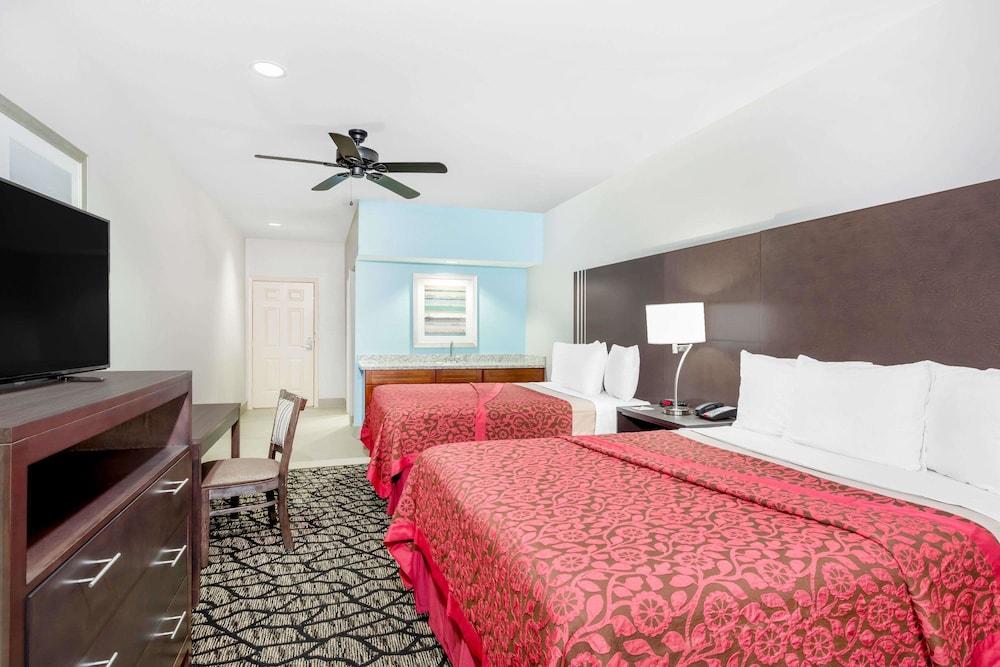 Days Inn & Suites by Wyndham Madisonville photo 8