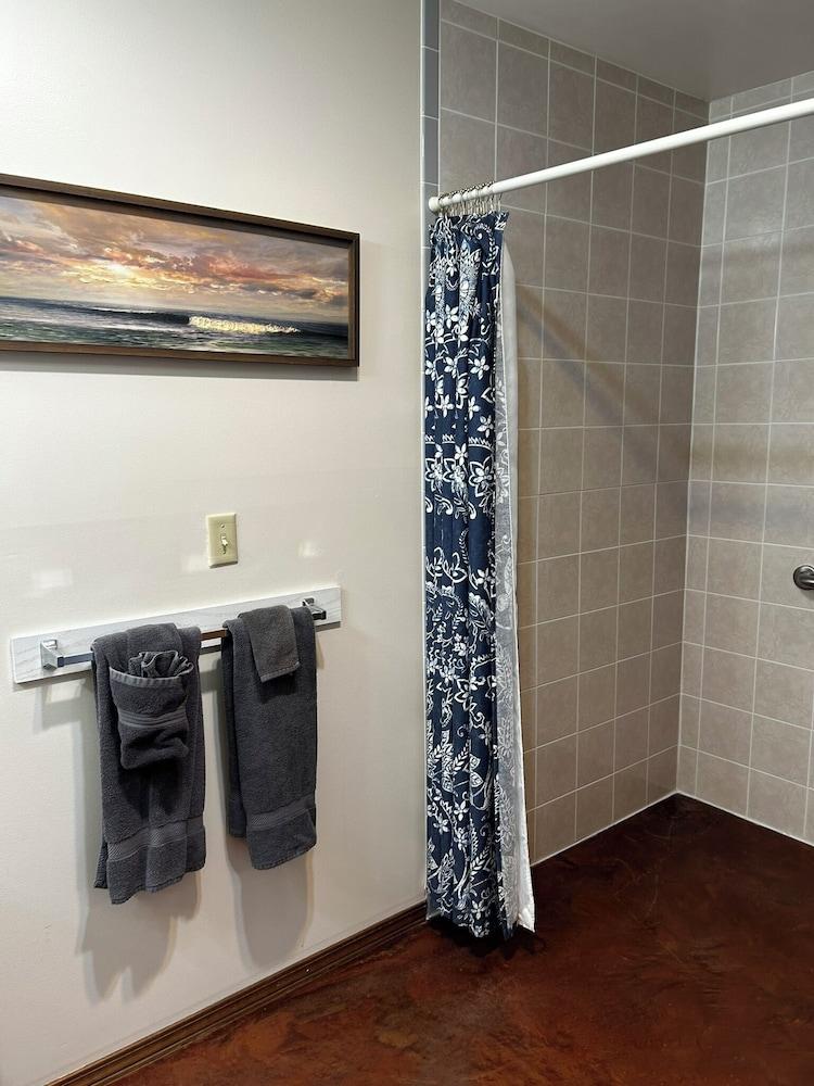 Lamplighter Cabins & Suites photo 77
