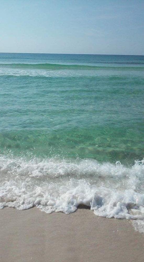 Wingate by Wyndham - Destin FL photo 19