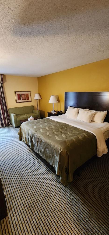 Quality Inn Dry Ridge photo 15